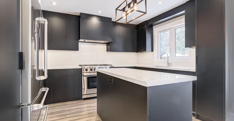 4212 Credit Pointe Drive, Mississauga, ON, L5M 3K2 - 4