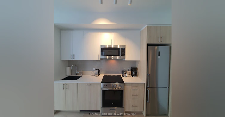 807-1195 The Queensway N/A, Toronto, ON, M8Z 1R7 - 4