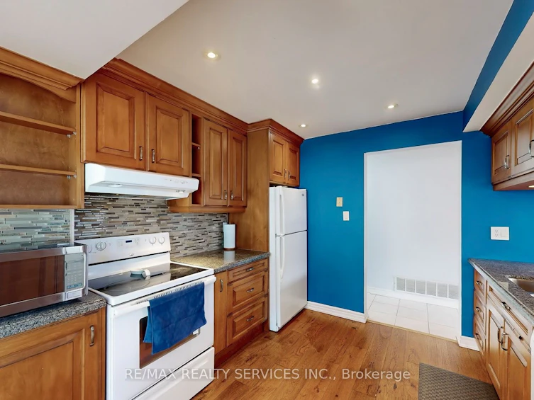 14 Myna Court, Brampton, ON, L6S 4H8 - 16