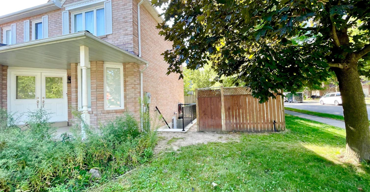 Basement-106 Vivians Crescent, Brampton, ON, L6Y 4V4