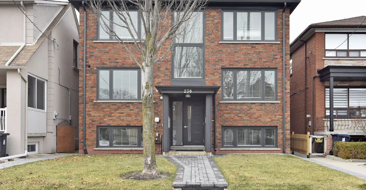5-230 Boon Avenue, Toronto, ON, M6E 3Z8
