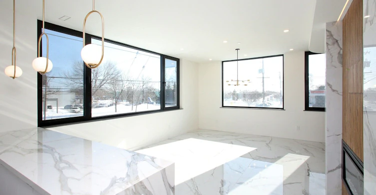 2 Owen Drive, Toronto, ON, M8W 1W7 - 6