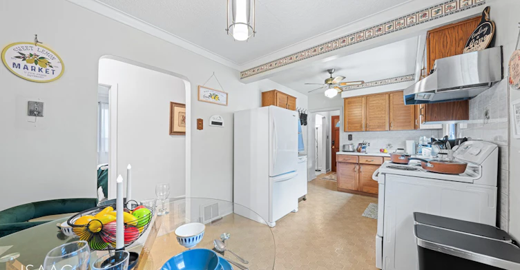 98 Yorkview Drive, Toronto, ON, M8Z 2G4 - 14