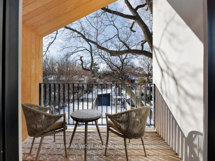 424 Clendenan Avenue, Toronto, ON, M6P 2X6 - 24