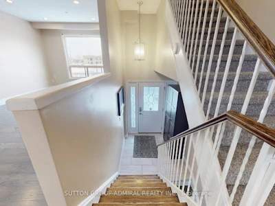 8-64 Bronte Street S - 4