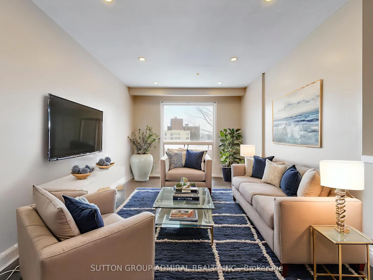 8-64 Bronte Street S, Milton, ON, L9T 1Y8