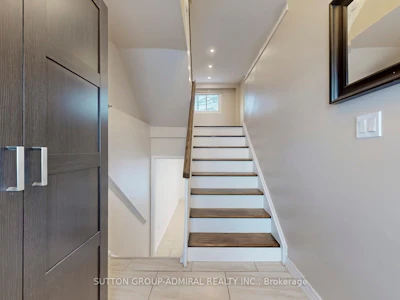 8-64 Bronte Street S - 3