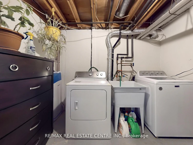 355 Ontario Street N, Milton, ON, L9T 3J3 - 33