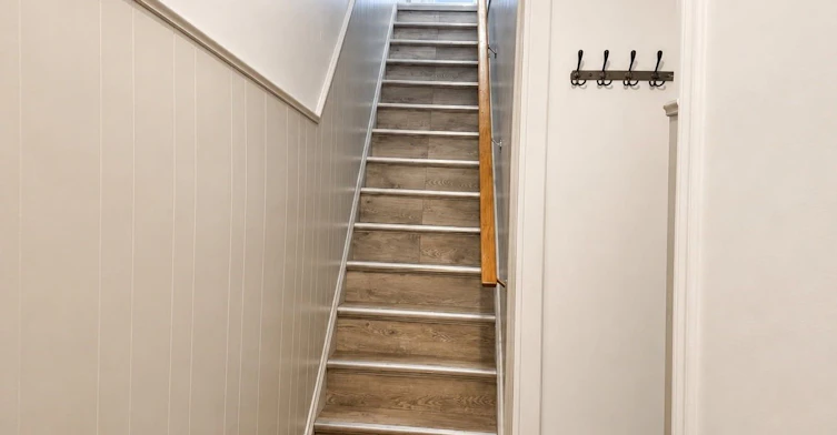 upper-321 Caledonia Road, Toronto, ON, M6E 4T4 - 2