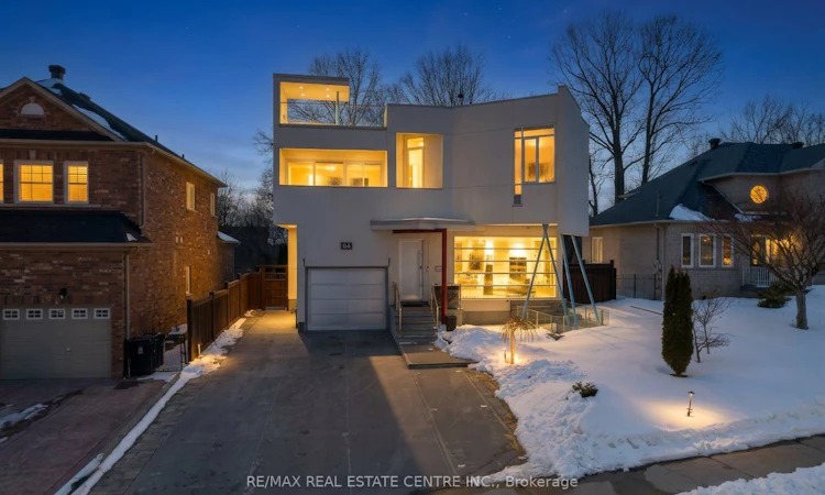64 Aviemore Drive