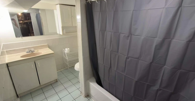 55 Chamberlain B1 Avenue, Toronto, ON, M6E 4J9 - 4
