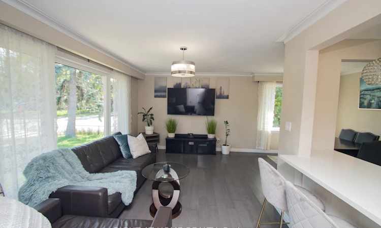 65 Bridgenorth Crescent