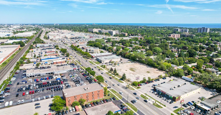 2362 Fairview Street, Burlington, ON, L7R 2E4 - 10