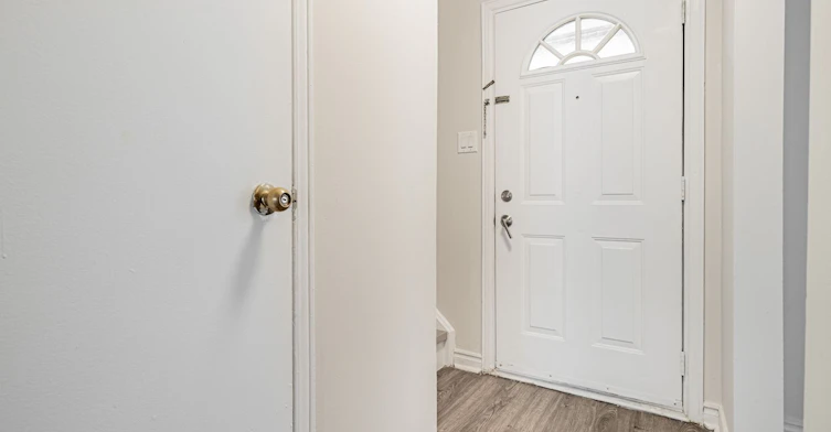 25-16 Rexdale Boulevard, Toronto, ON, M9W 5Z3 - 4