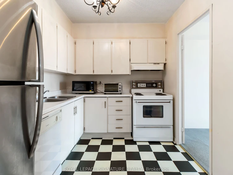 1207-1359 White Oaks Boulevard, Oakville, ON, L6H 2R8 - 10