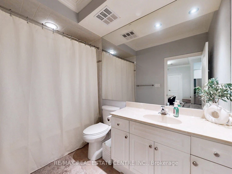 218-3351 Cawthra Road, Mississauga, ON, L5A 4N5 - 18
