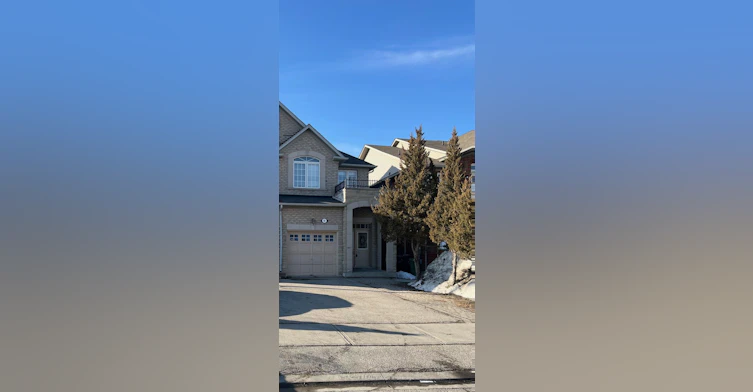 4 Pennyroyal Crescent, Brampton, ON, L6S 6J8