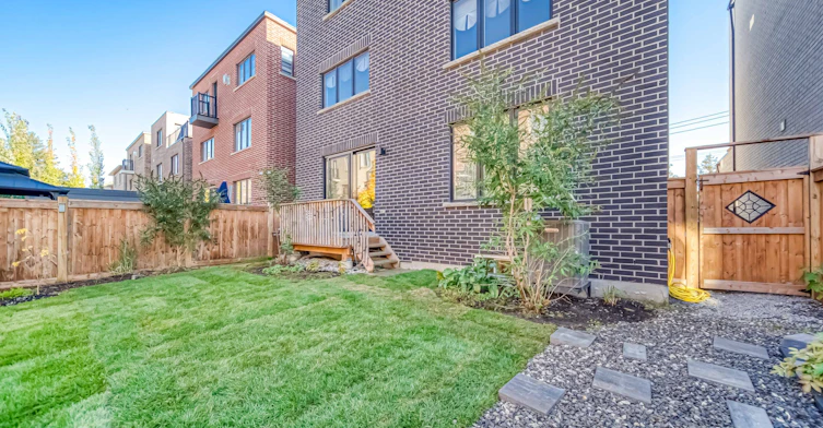 294 Valermo Drive, Toronto, ON, M8W 0B6 - 40