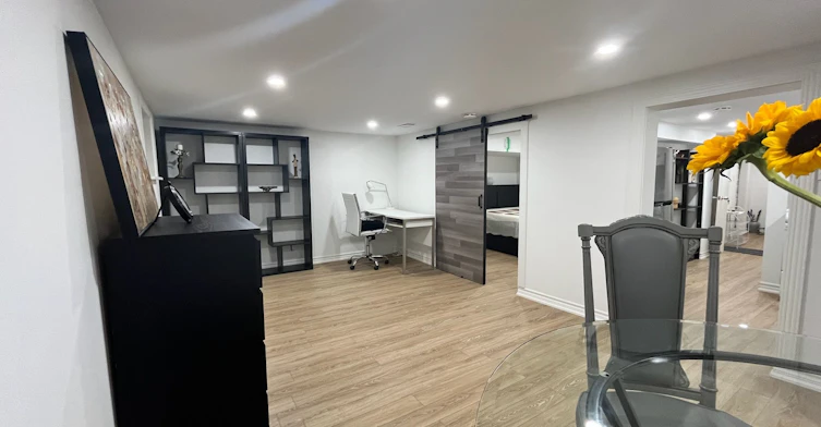 Bsmt-960 Briar Hill Avenue, Toronto, ON, M6B 1M3 - 7
