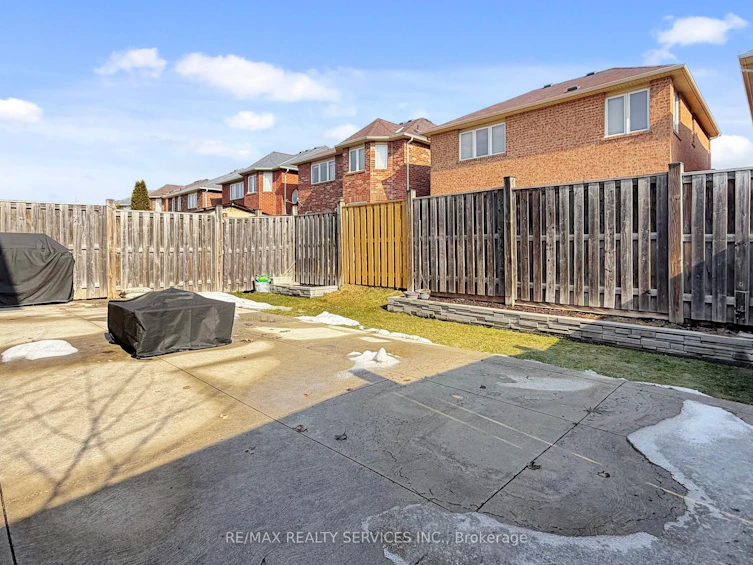 37 Bloom Drive, Brampton, ON, L6P 3C3 - 49
