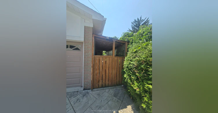 BSMT-285 Fiona Terrace, Mississauga, ON, L5A 3E5 - 3