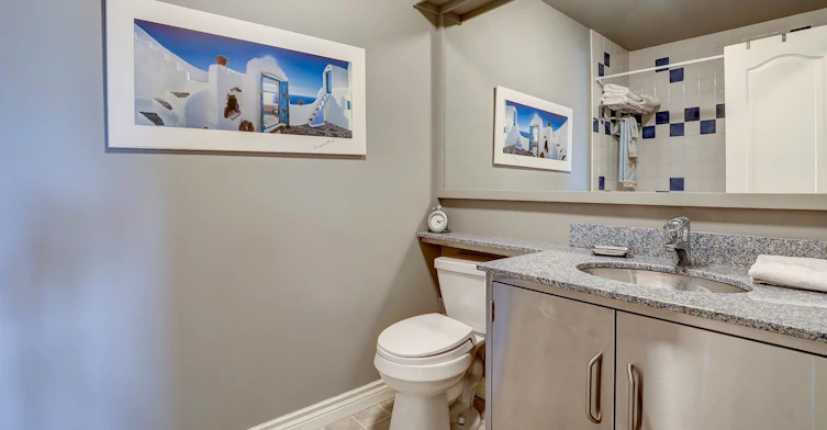 TH16-18 La Rose Avenue, Toronto, ON, M9P 1A5 - 22