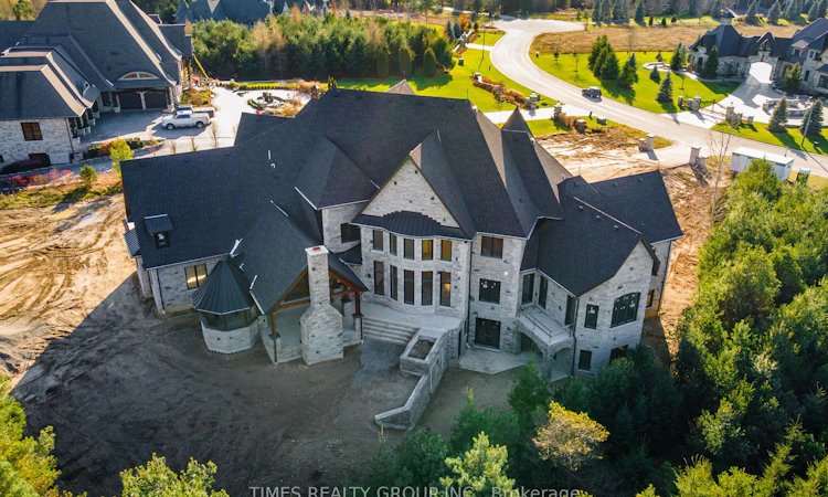 17 Edgewild Drive