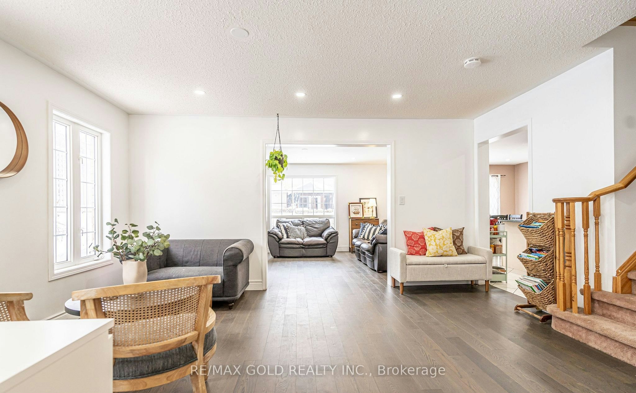 2 Zimmer Street, Brampton, ON, L6S 6L3