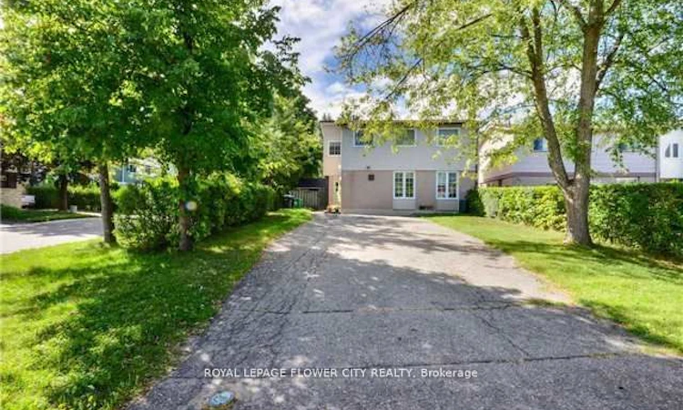 52 Grand Valley Drive