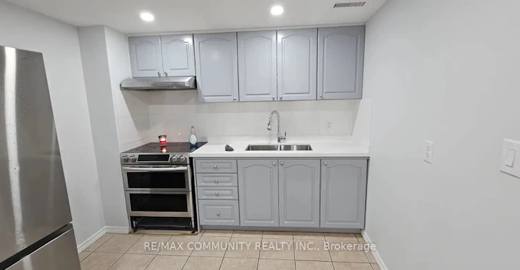 91 Vivians Crescent, Brampton, ON, L6Y 4V5 - 2