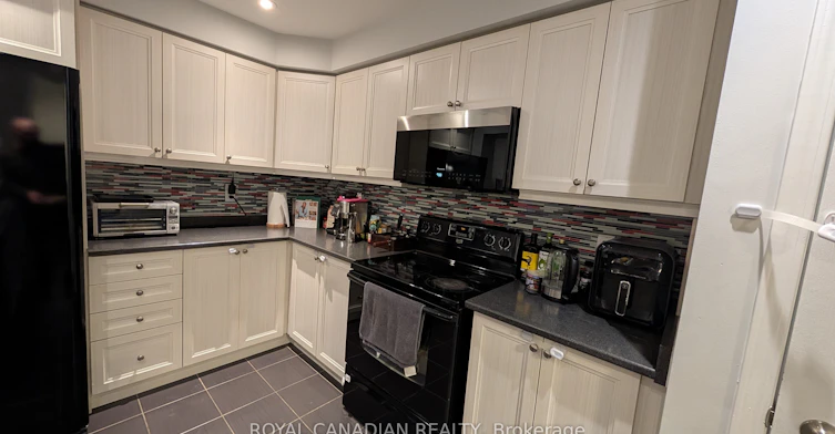 24 Midhope Way, Brampton, ON, L6Y 5W6 - 13