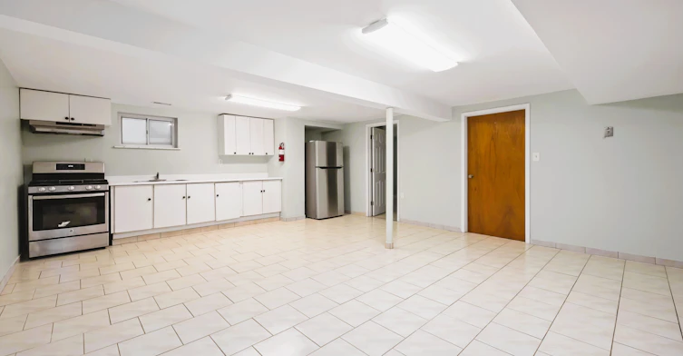 60 Council Crescent, Toronto, ON, M3J 1J6 - 6