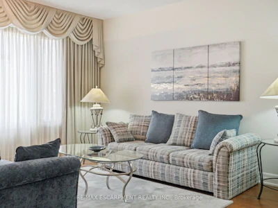 3192 Colebrook Court - 5