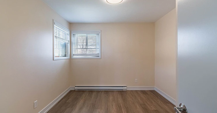7 Highland Hill, Toronto, ON, M9A 2P7 - 15