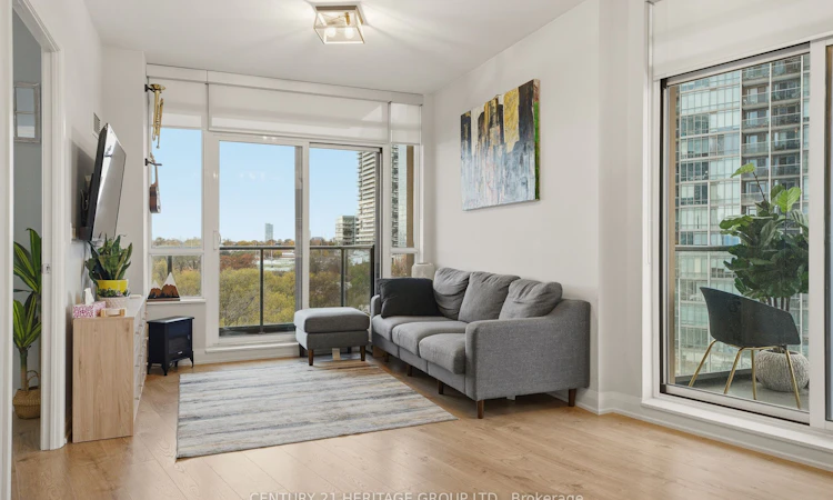 605-36 Park Lawn Road