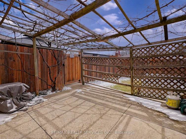 8 Cheryl Court, Brampton, ON, L6V 3C2 - 47
