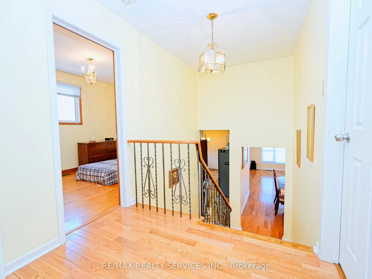 8 Cheryl Court, Brampton, ON, L6V 3C2 - 24