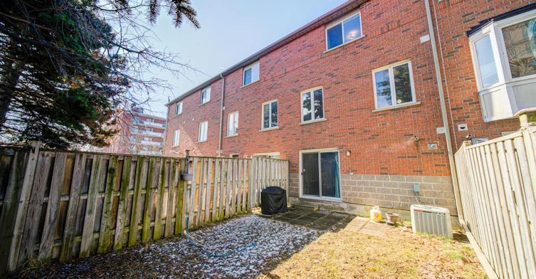 9-120 Railroad Street, Brampton, ON, L6X 5A1 - 31