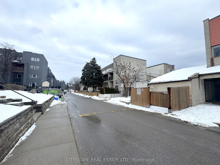 192-1055 Dundas Street E, Mississauga, ON, L4Y 3X6 - 26