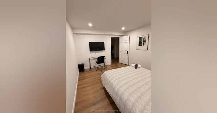 Bsmt ( Room B1)-43 Bordeaux Circuit, Toronto, ON, M9V 4Y9 - 5