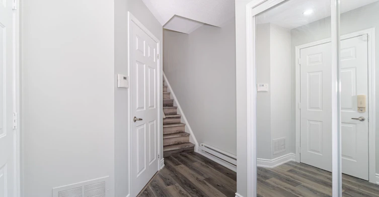 3034 Drumloch Avenue, Oakville, ON, L6M 5H8 - 5