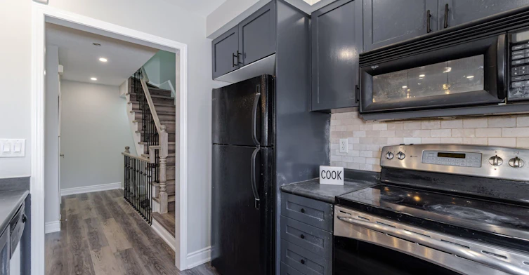 3034 Drumloch Avenue, Oakville, ON, L6M 5H8 - 9