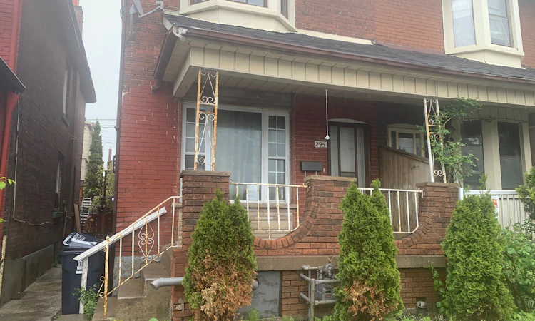 295 Old Weston Road