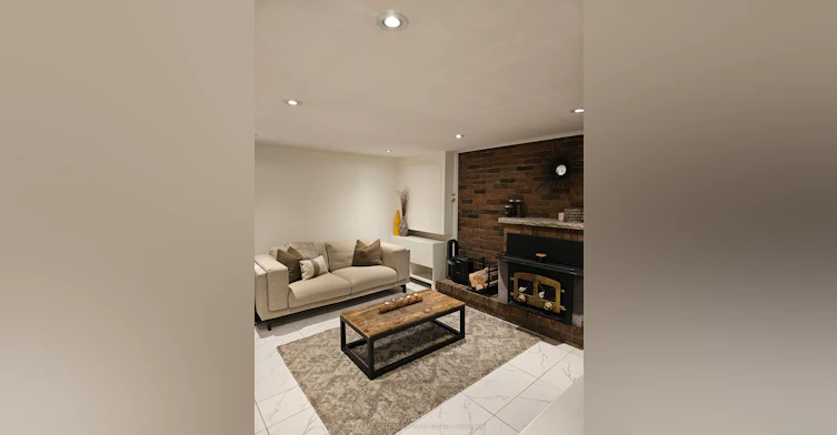 65 Vange Crescent, Toronto, ON, M9V 3N6 - 2