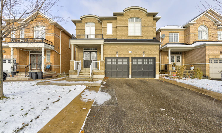 16 Fallgate Drive