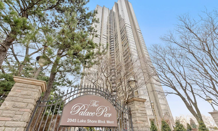 511-2045 Lake Shore Boulevard W