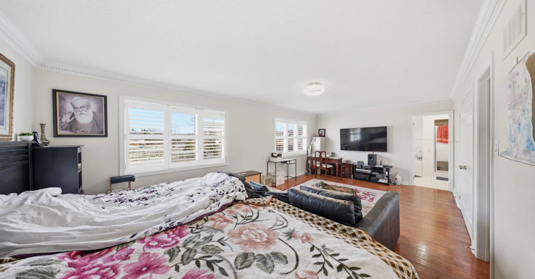 284 Maple Leaf Drive, Toronto, ON, M6L 1P3 - 27