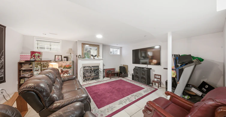 284 Maple Leaf Drive, Toronto, ON, M6L 1P3 - 31