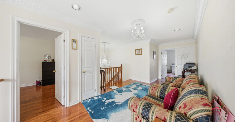 284 Maple Leaf Drive, Toronto, ON, M6L 1P3 - 18