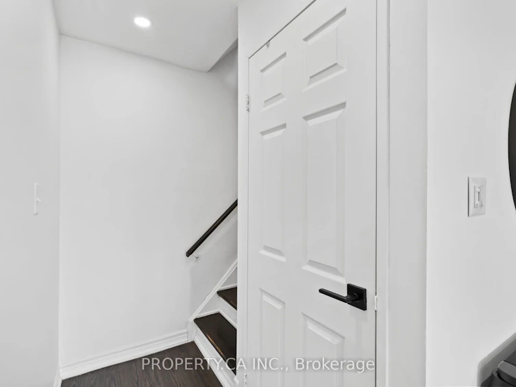 179-1055 Dundas Street E, Mississauga, ON, L4Y 3X6 - 14